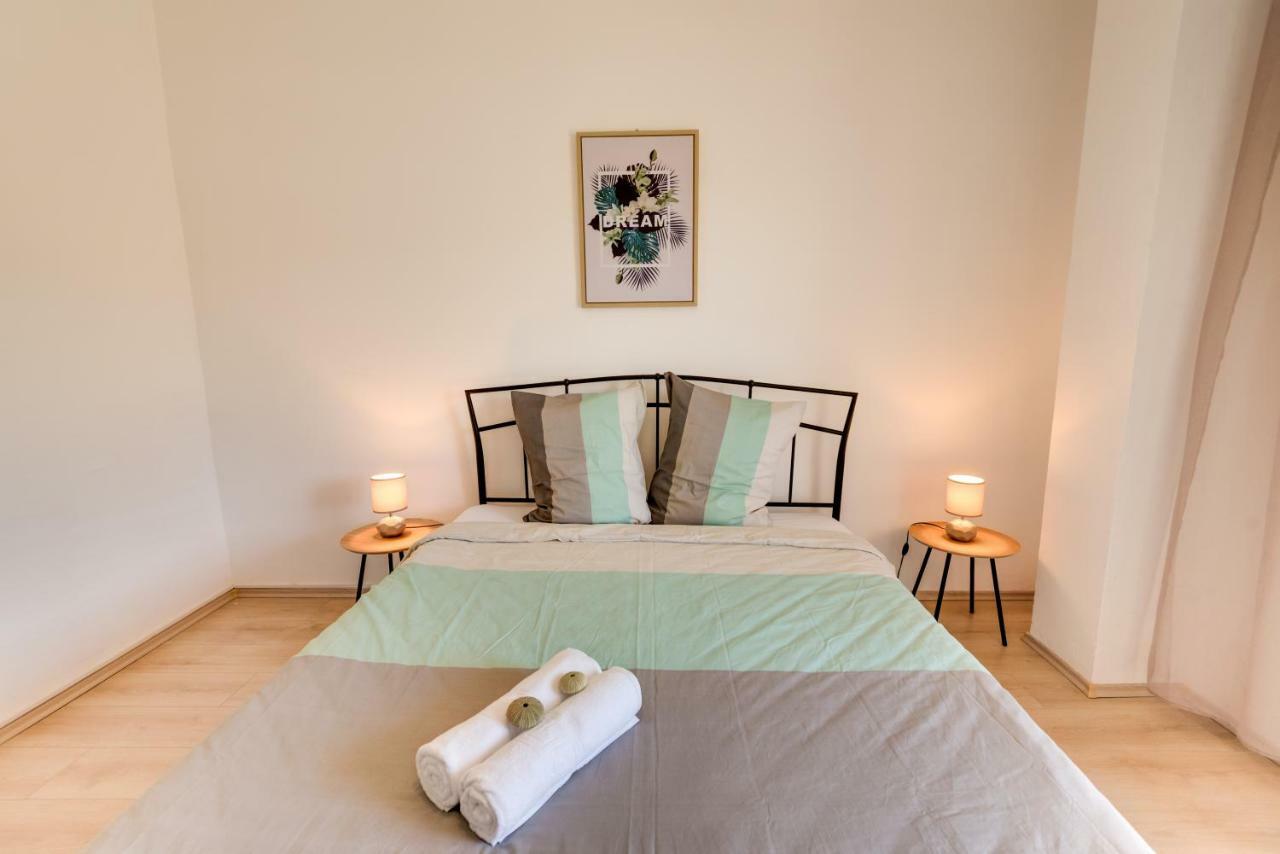 שיבניק Cozy Apartment Stana In Grebastica מראה חיצוני תמונה