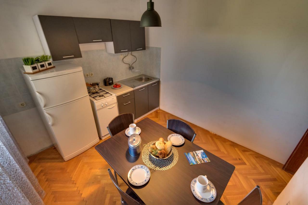 שיבניק Cozy Apartment Stana In Grebastica מראה חיצוני תמונה