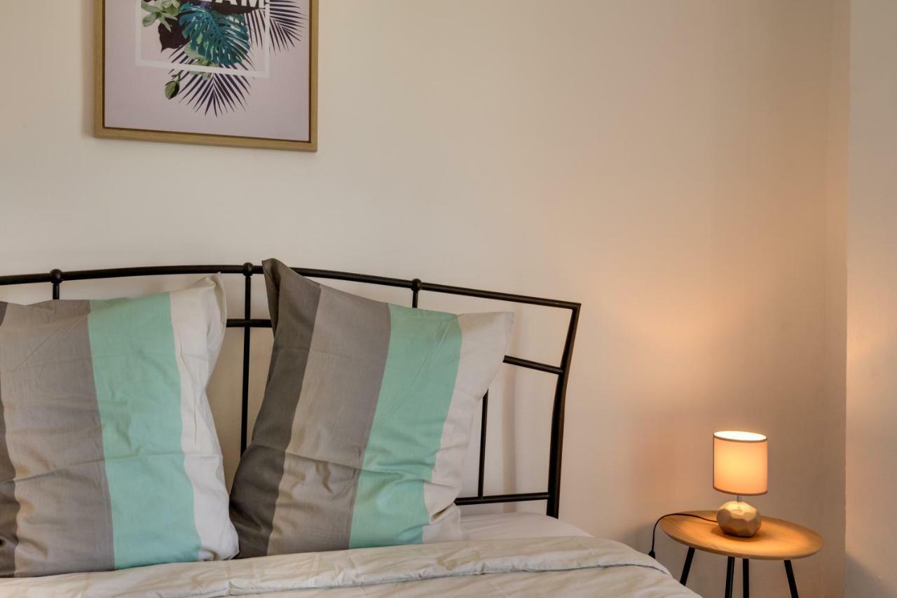 שיבניק Cozy Apartment Stana In Grebastica מראה חיצוני תמונה