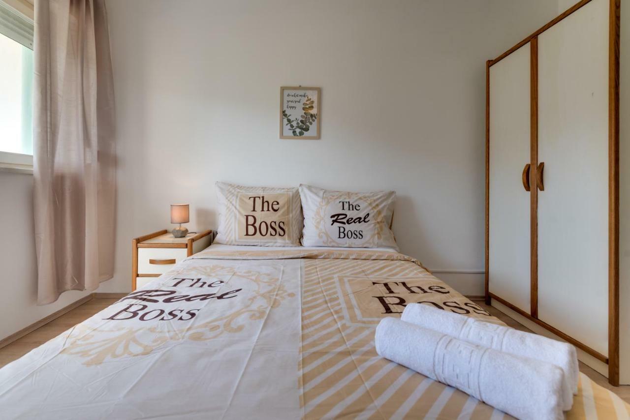 שיבניק Cozy Apartment Stana In Grebastica מראה חיצוני תמונה