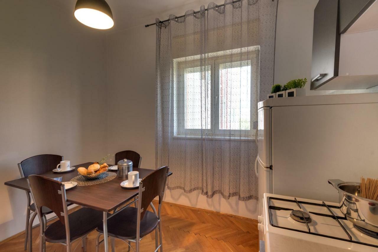 שיבניק Cozy Apartment Stana In Grebastica מראה חיצוני תמונה