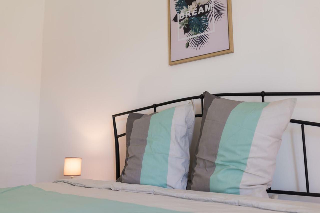 שיבניק Cozy Apartment Stana In Grebastica מראה חיצוני תמונה